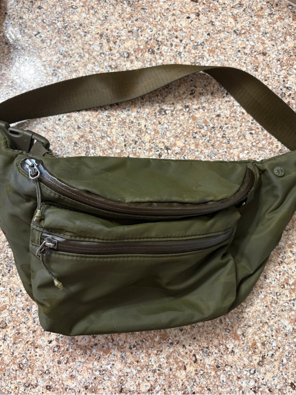 Athleta Olive Green/Camo Crossbody/Fannypack Bag
